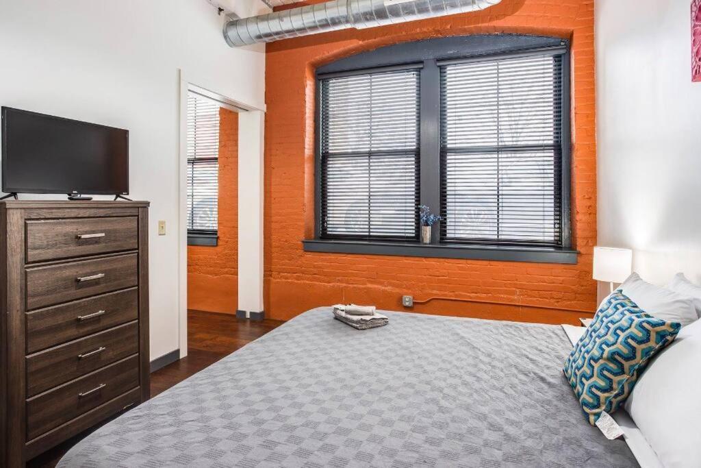 로체스터 Centric Ny Style Loft W/King Bed 아파트 외부 사진
